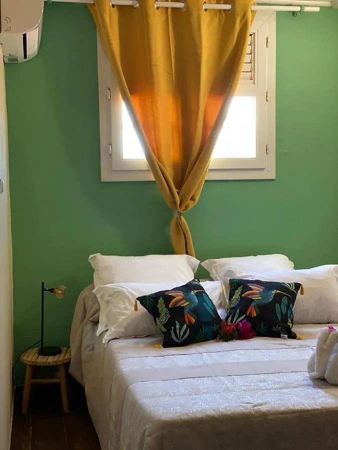 **  Hotel Tante Arlette Grand'Riviere Martinik