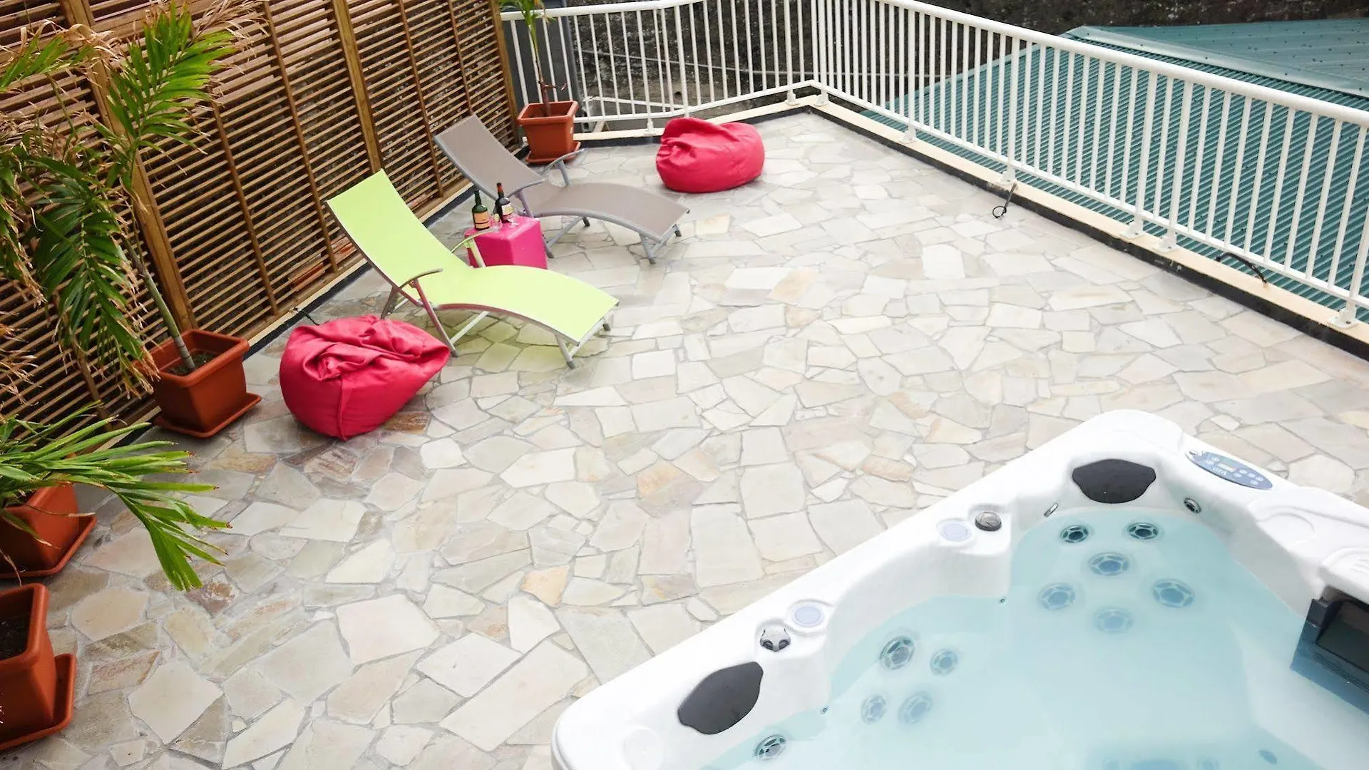 **  Hotel Tante Arlette Grand'Riviere Martinica